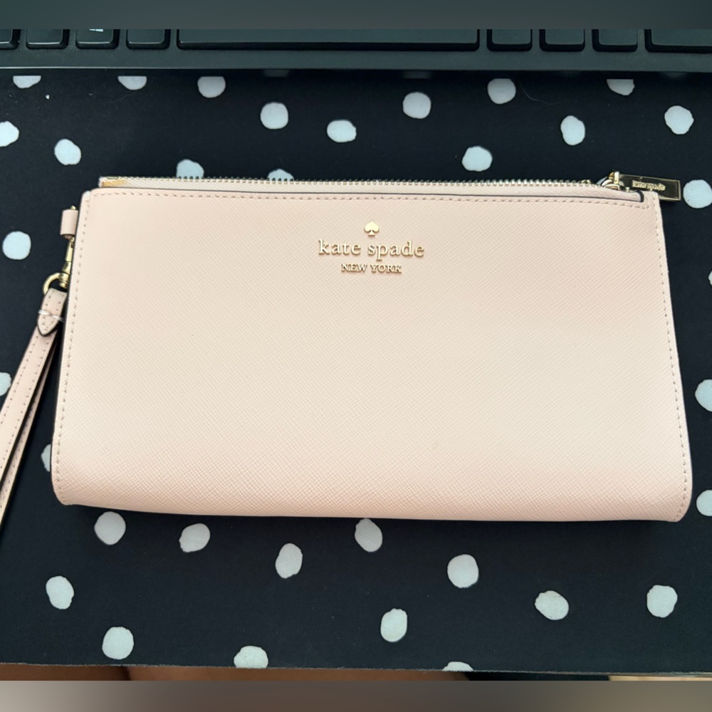Kate Spade Pink Madison Wristlet Clutch/Wallet